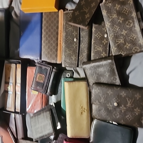 Louis Vuitton,  fendi, mcm burberry, Celine YSL, dior. Prada chanel,Cartier - Picture 6 of 6